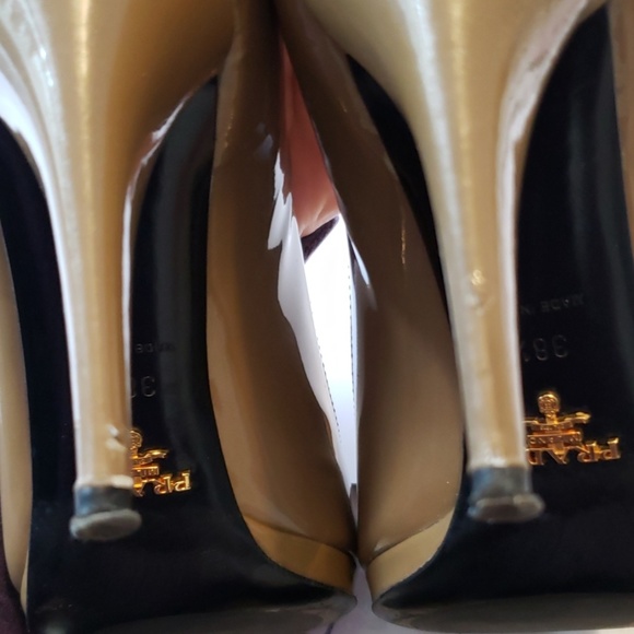 HP🎉Prada peep toe heels brown patent leather 38.5 - Picture 8 of 8